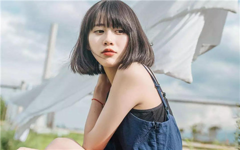 和女孩聊天的高情商话语，和女孩聊天的100个话题
